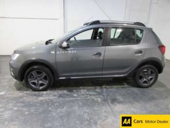 Used Dacia Sandero Stepway 2017 for sale - 75037919: Photo