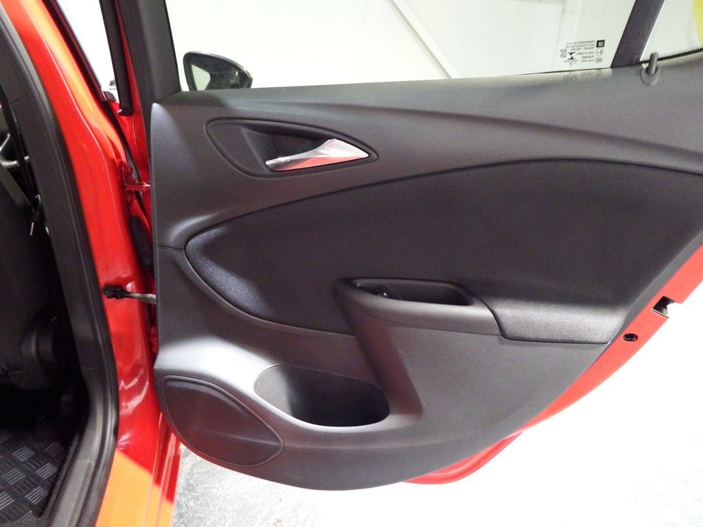 Used Vauxhall Astra 2018 for sale - 76367920: Photo 26