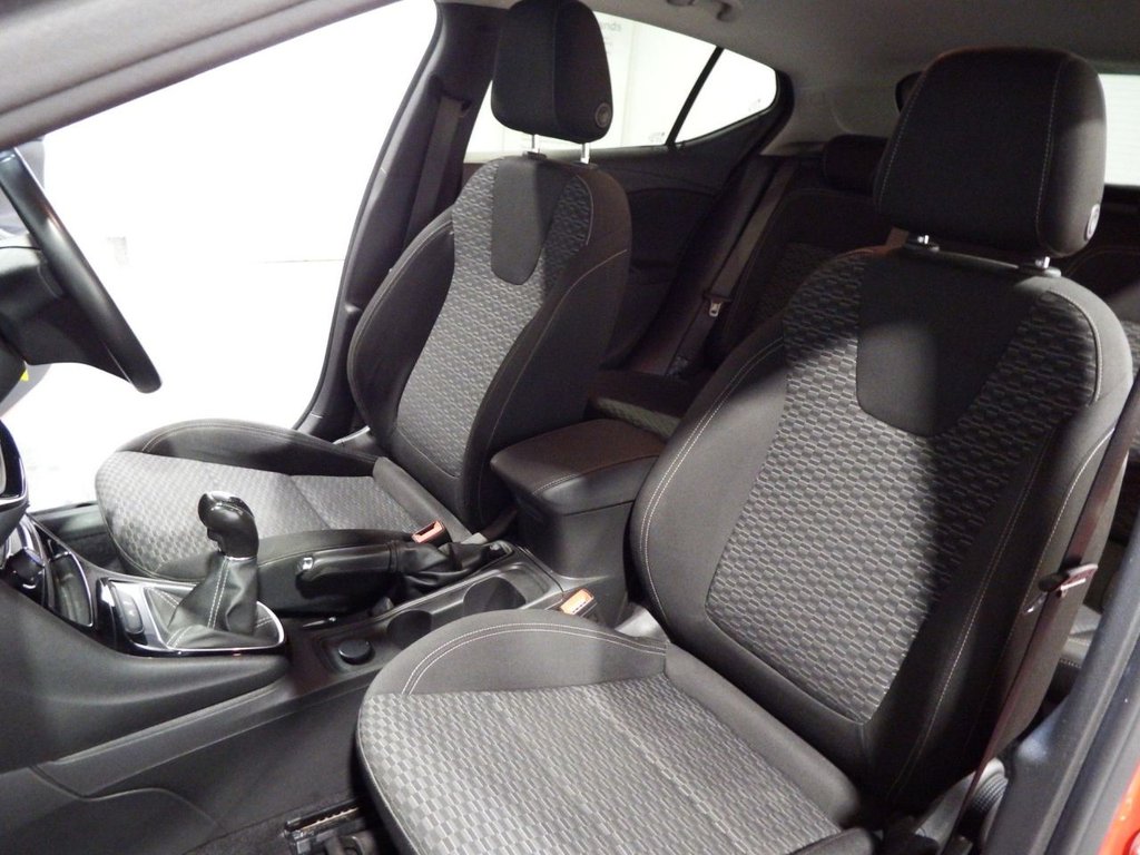 Used Vauxhall Astra 2018 for sale - 76367920: Photo 28