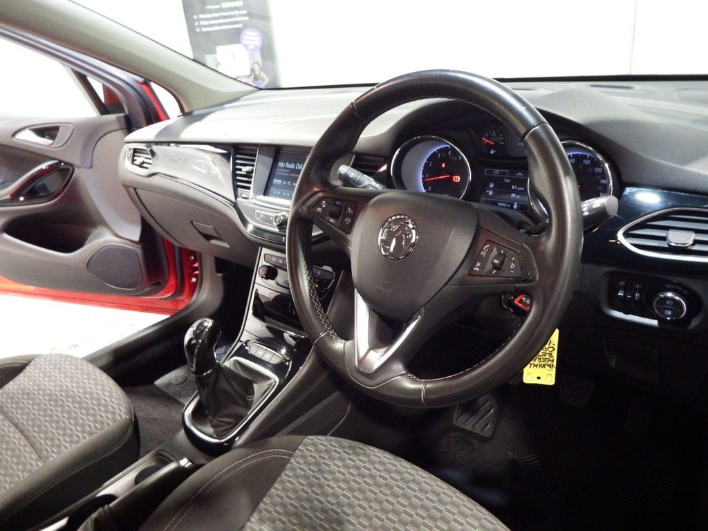 Used Vauxhall Astra 2018 for sale - 76367920: Photo 33