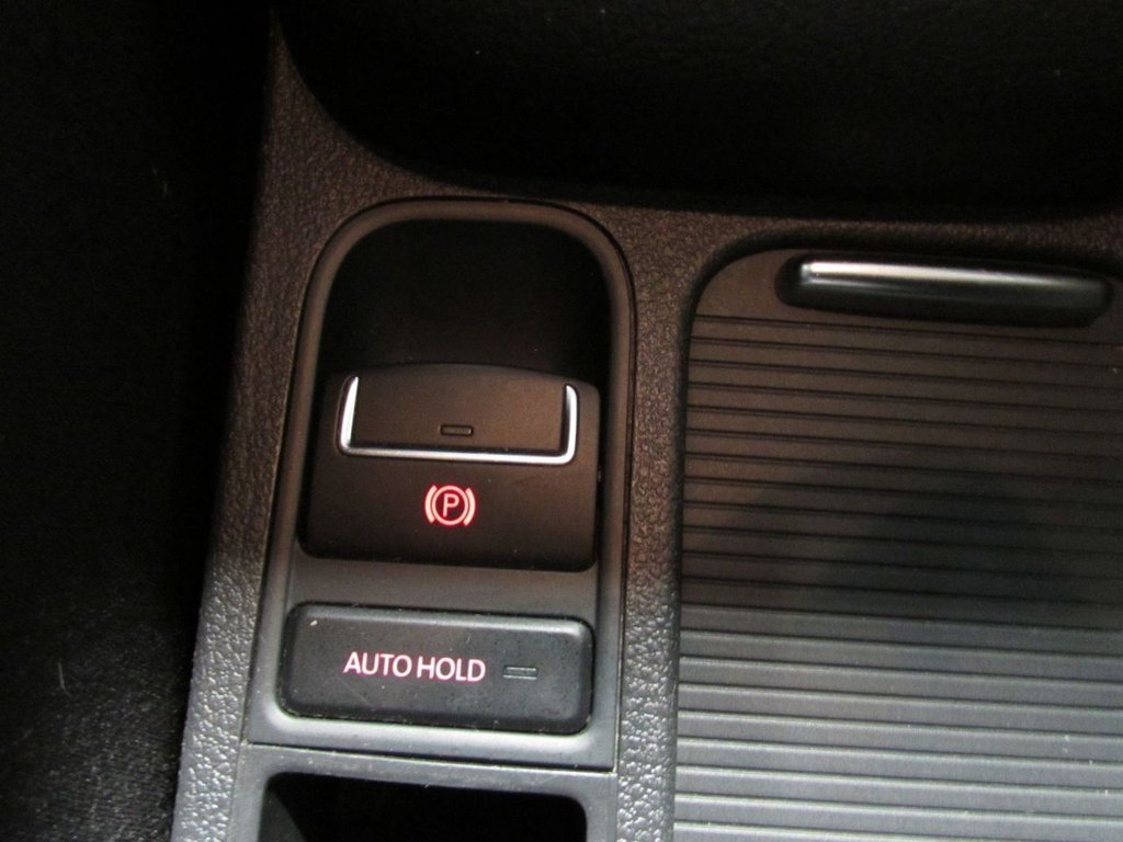 Used Volkswagen Tiguan 2015 for sale - 76617713: Photo 49