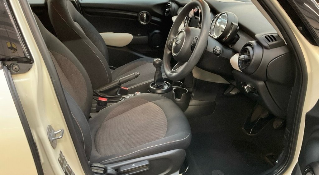 Used MINI Hatch 2018 for sale - 77734635: Photo 11