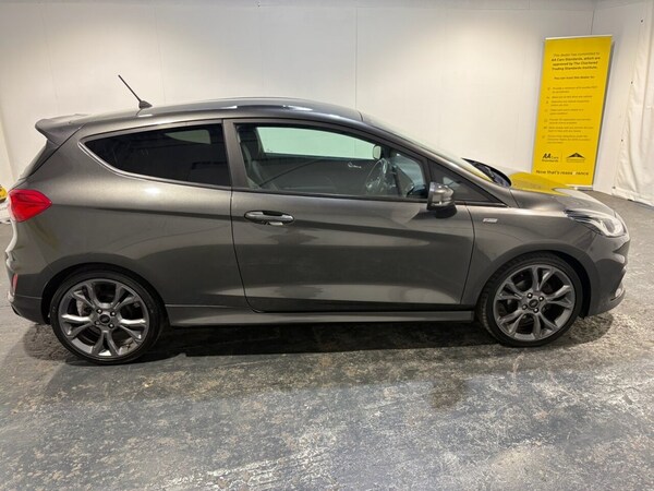 Used Ford Fiesta 2018 for sale - 76162968: Photo 11