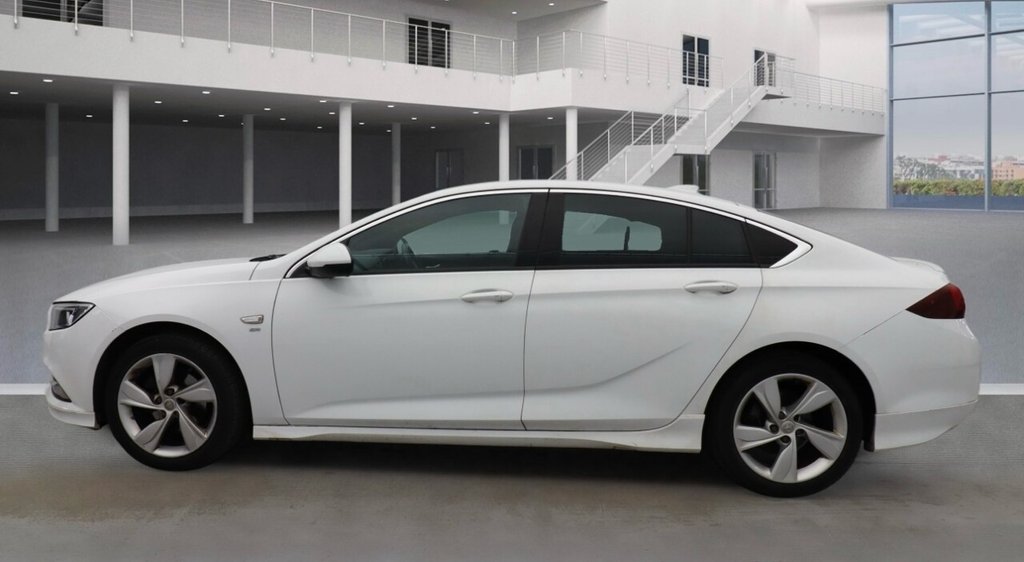Used Vauxhall Insignia 2017 for sale - 77499217: Photo 10