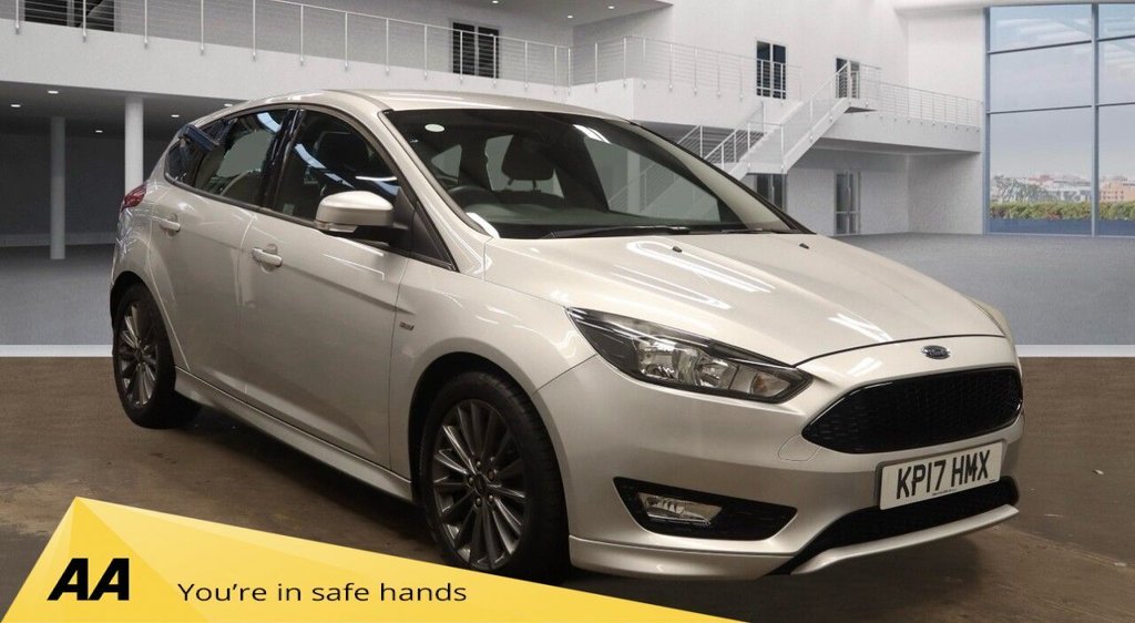 Used Ford Focus 2017 for sale - 76430335: Photo 1