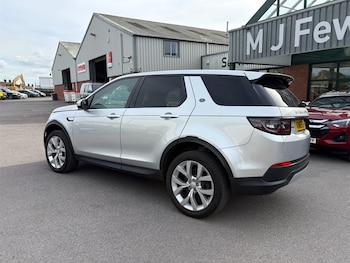 Used Land Rover Discovery Sport 2019 for sale - 76104536: Photo