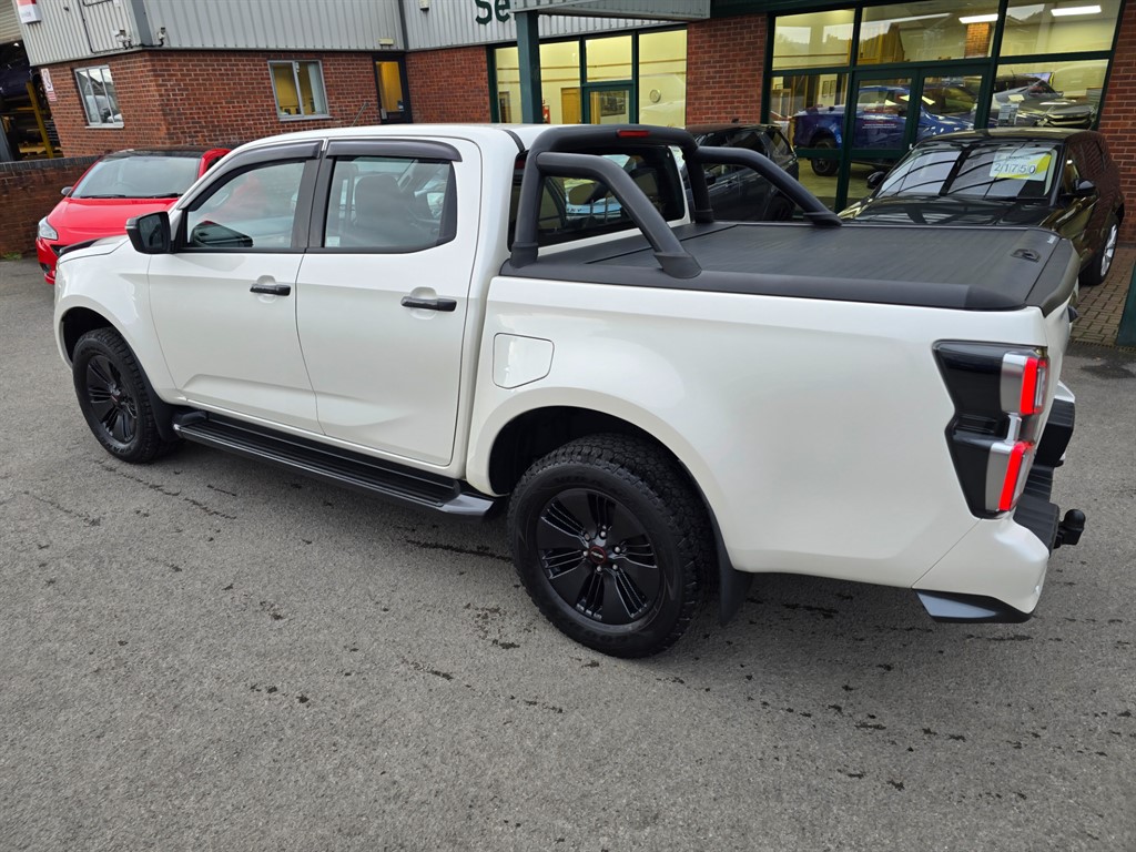 Used Isuzu D-Max 2023 for sale - 77679146: Photo 2