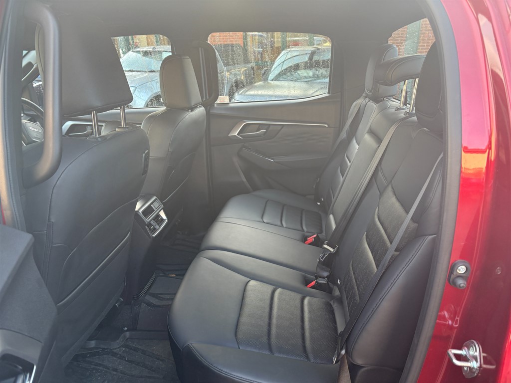 Used Isuzu D-Max 2024 for sale - 76948700: Photo 5