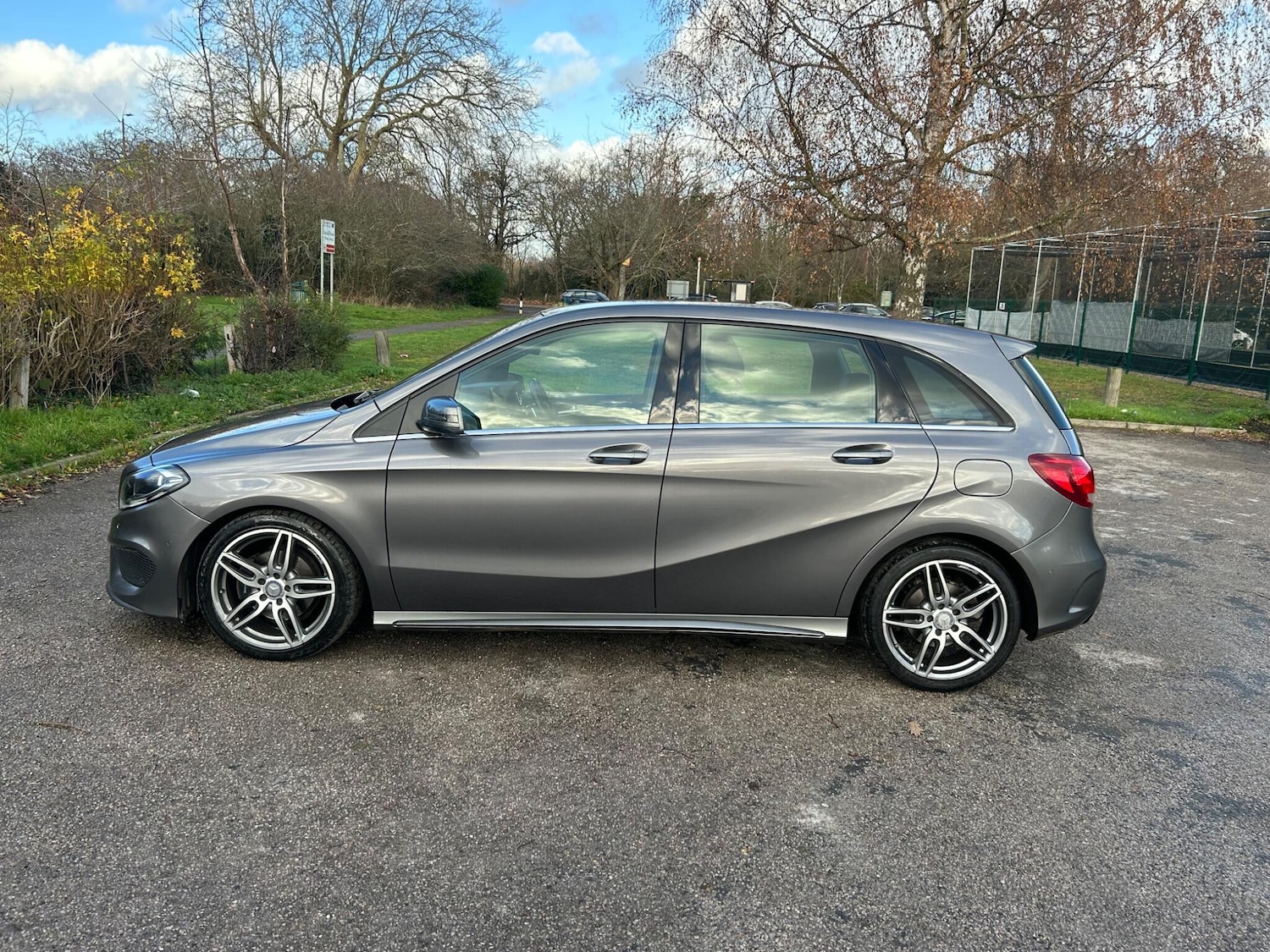 Used Mercedes-Benz B Class 2017 for sale - 76898411: Photo 10