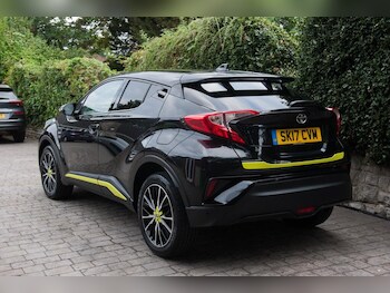 Used Toyota C-HR 2017 for sale - 75726261: Photo