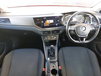 Used Volkswagen Polo 2020 for sale - 76780010: Photo