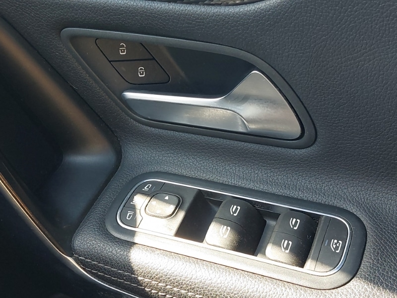 Used Mercedes-Benz A-Class 2018 for sale - 78146885: Photo 15