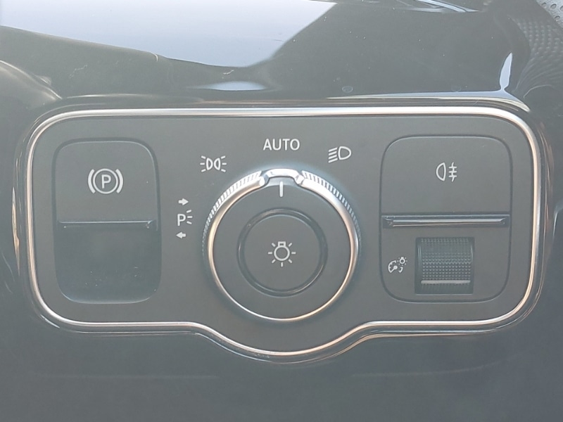 Used Mercedes-Benz A-Class 2018 for sale - 78146885: Photo 16