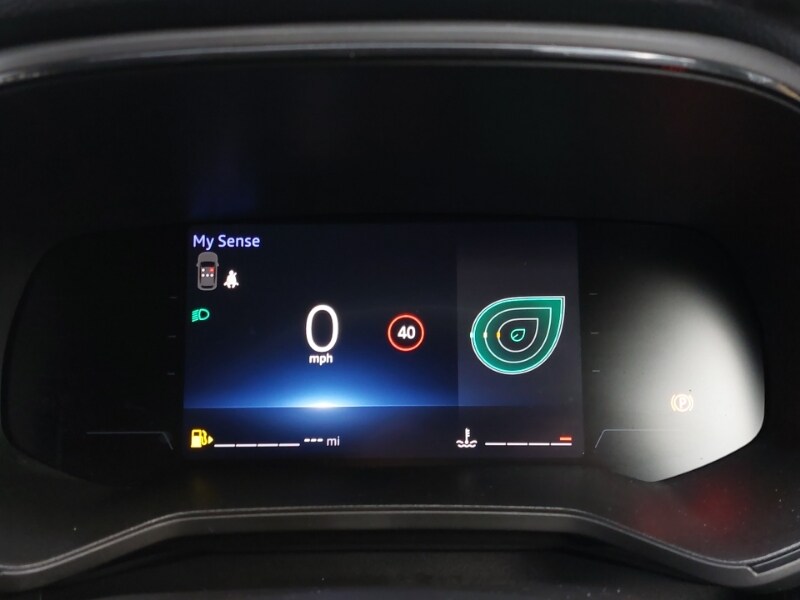 Used Renault Clio 2024 for sale - 77352760: Photo 10