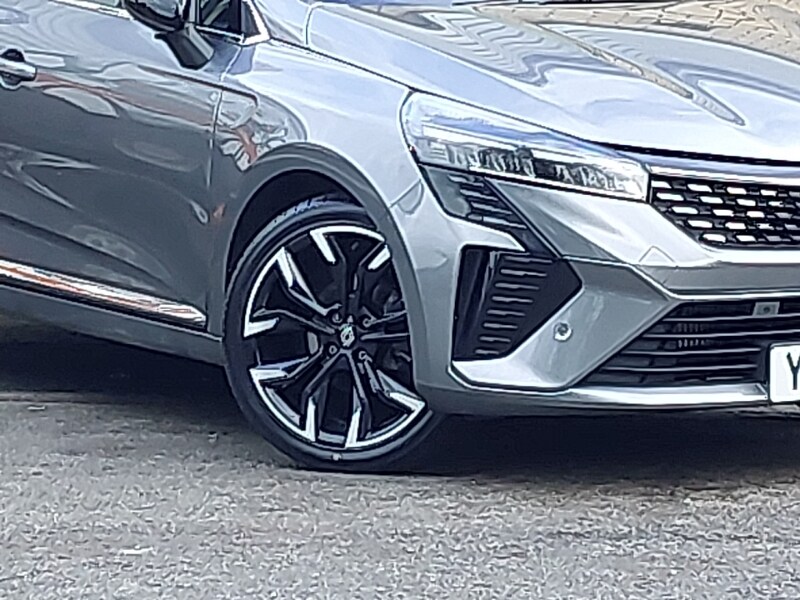 Used Renault Clio 2024 for sale - 77352760: Photo 9