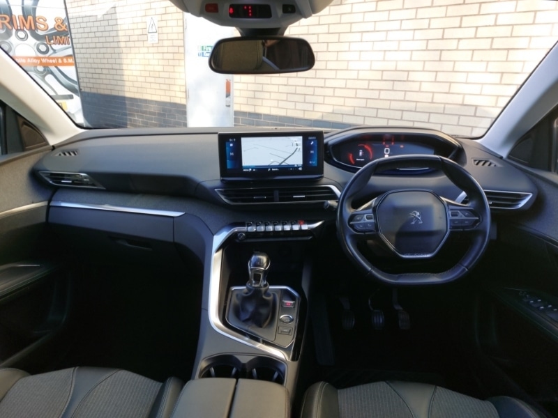 Used Peugeot 3008 2021 for sale - 76795535: Photo 2