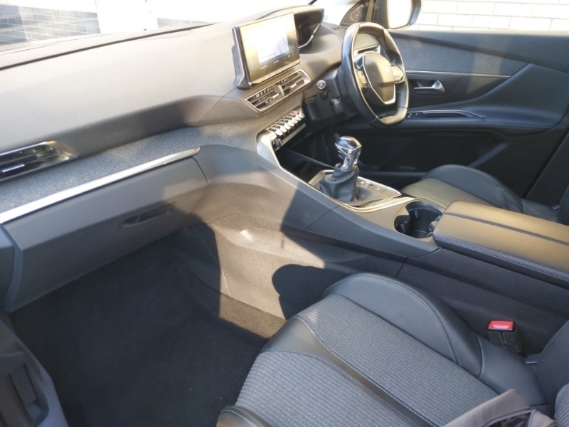 Used Peugeot 3008 2021 for sale - 76795535: Photo 5