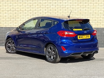 Used Ford Fiesta 2017 for sale - 75695761: Photo