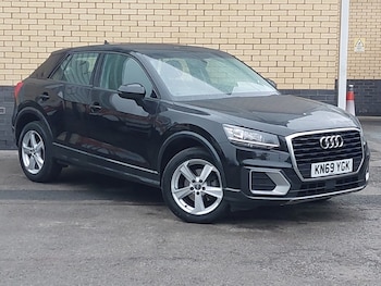 Audi - Q2