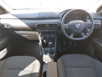 Used Dacia Sandero 2023 for sale - 77969095: Photo