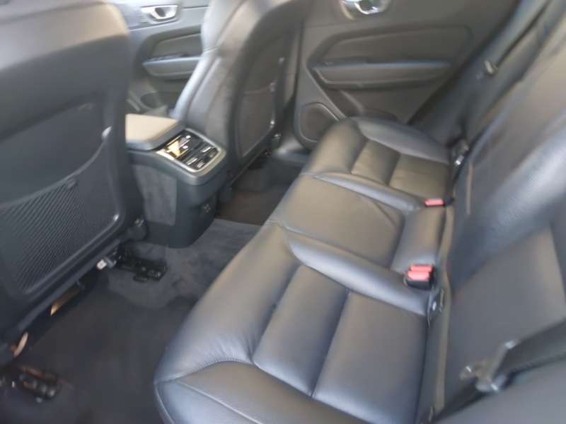 Used Volvo XC60 2023 for sale - 77090324: Photo 6