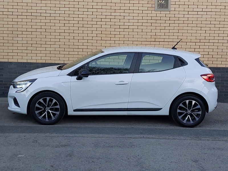 Used Renault Clio 2022 for sale - 77105330: Photo 4