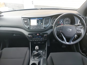 Used Hyundai TUCSON 2018 for sale - 79592001: Photo