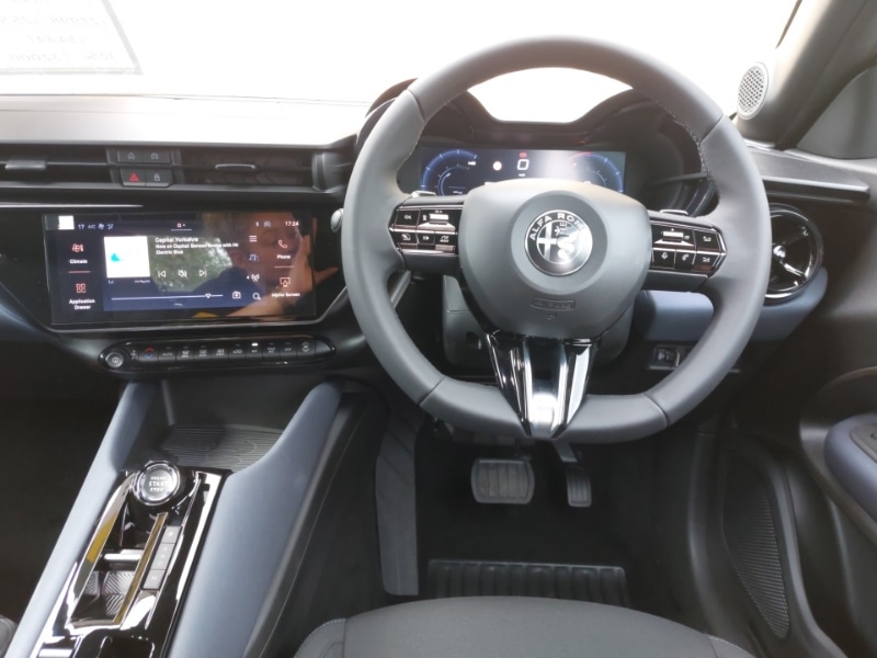 Used Alfa Romeo Junior 2025 for sale - 76493525: Photo 7