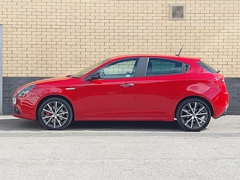 Used Alfa Romeo Giulietta 2017 for sale - 75715041: Photo