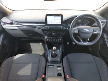 Used Ford Focus 2018 for sale - 79440235: Photo