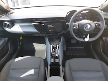 Used Alfa Romeo Junior 2025 for sale - 75513840: Photo