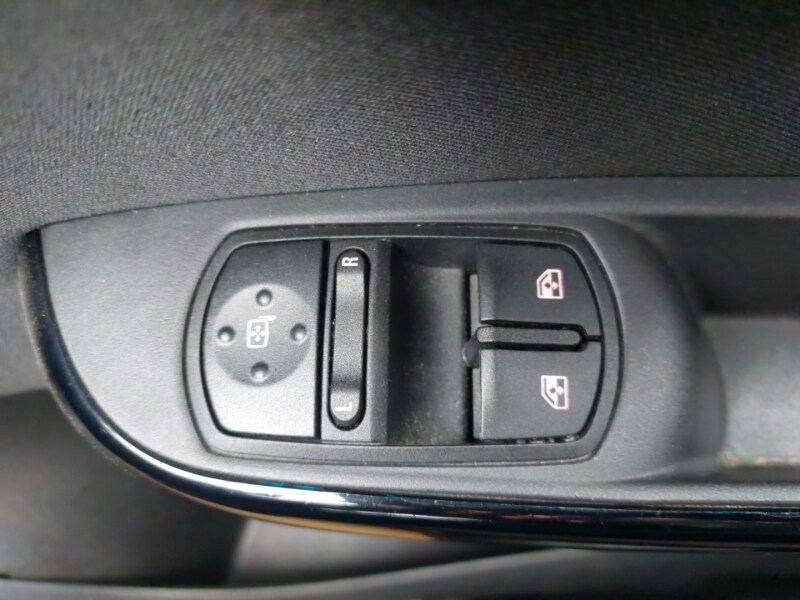 Used Vauxhall Corsa 2017 for sale - 76309246: Photo 19