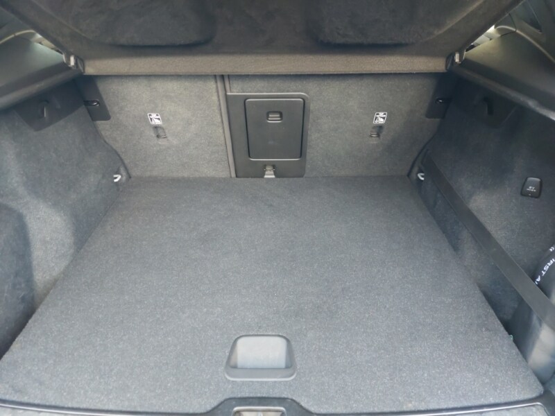 Used Volvo XC40 2019 for sale - 77846915: Photo 8