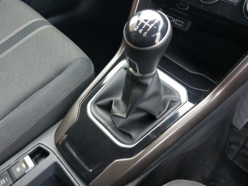 Used Volkswagen T-Roc 2018 for sale - 77907645: Photo 17