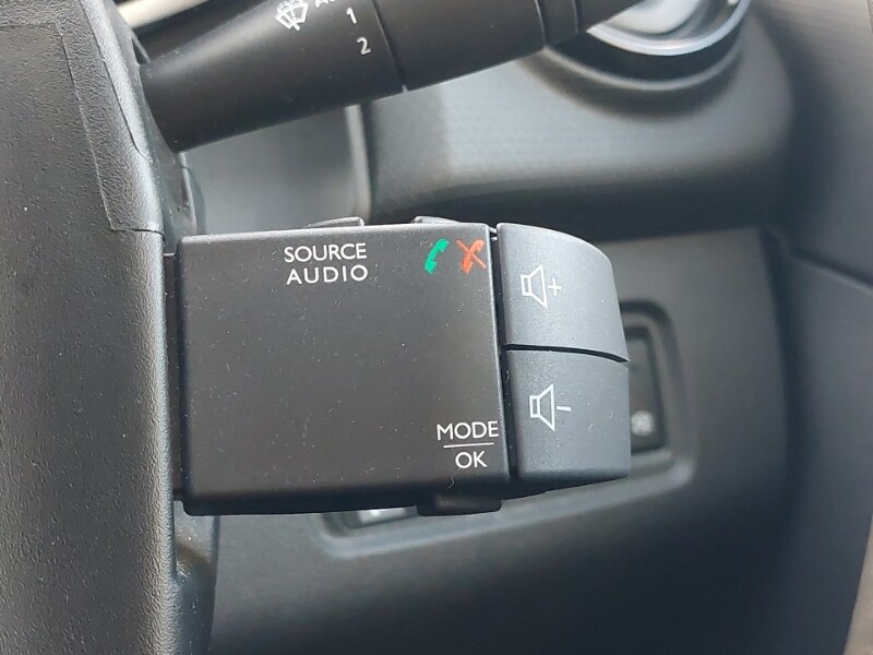 Used Renault Clio 2016 for sale - 76695977: Photo 14