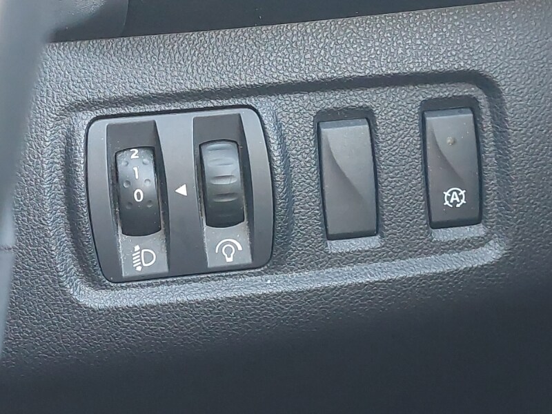 Used Renault Clio 2016 for sale - 76695977: Photo 16