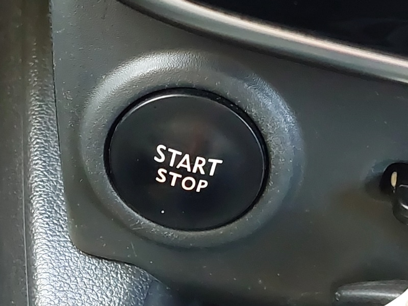 Used Renault Clio 2016 for sale - 76695977: Photo 18