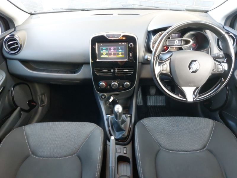 Used Renault Clio 2016 for sale - 76695977: Photo 2