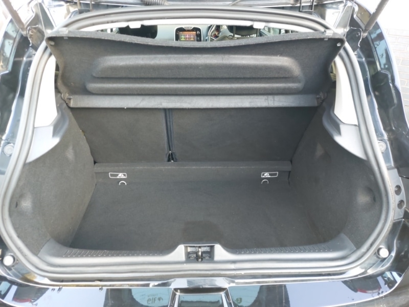 Used Renault Clio 2016 for sale - 76695977: Photo 8