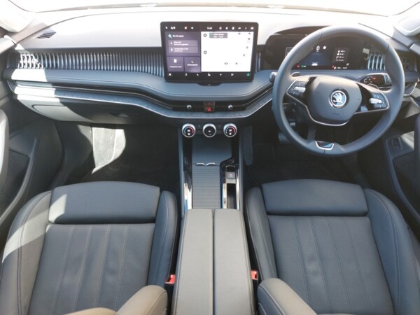 Used Skoda Superb 2024 for sale - 75595278: Photo 2