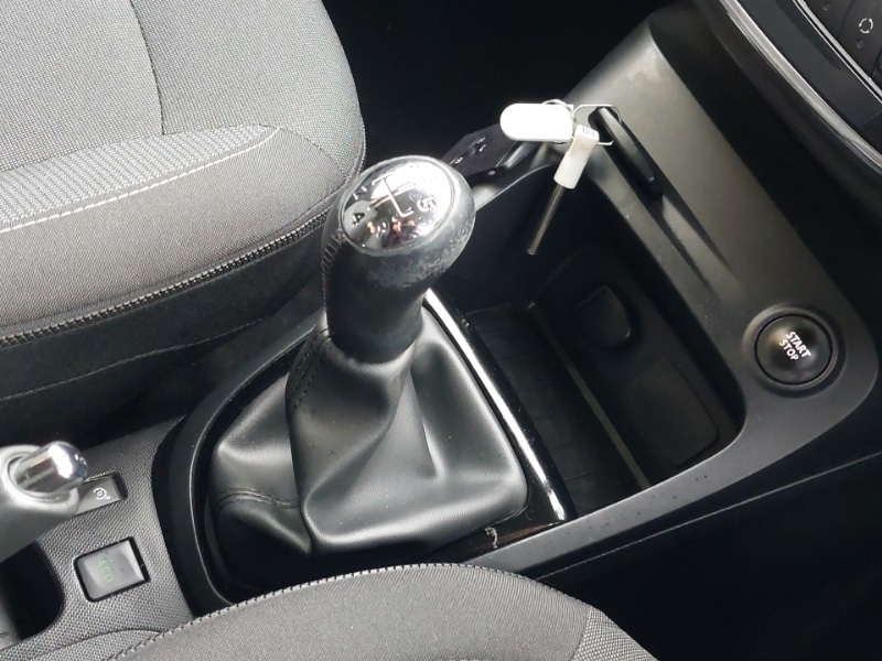 Used Renault Captur 2016 for sale - 76834132: Photo 17