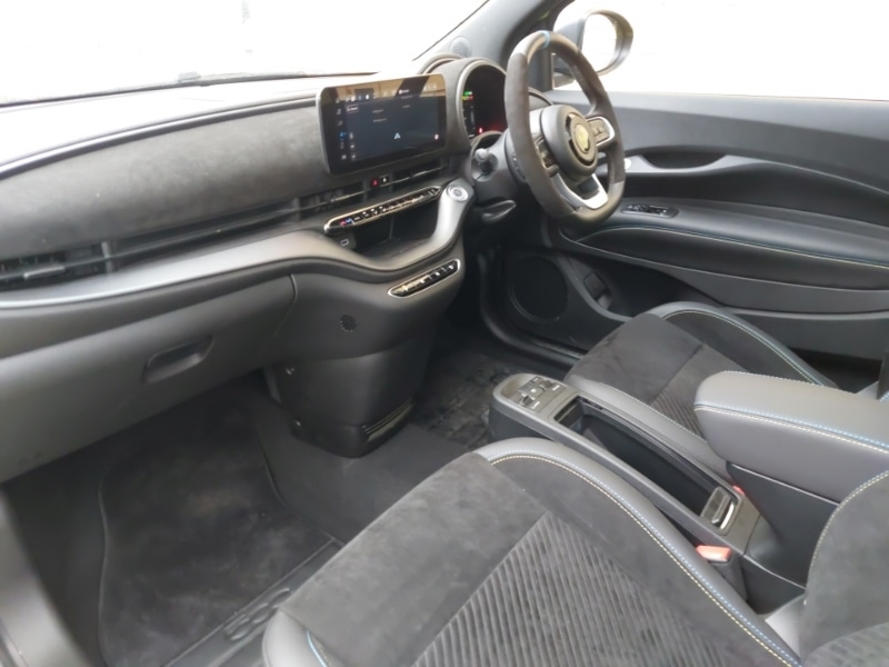 Used Abarth 500 2023 for sale - 76864409: Photo 5