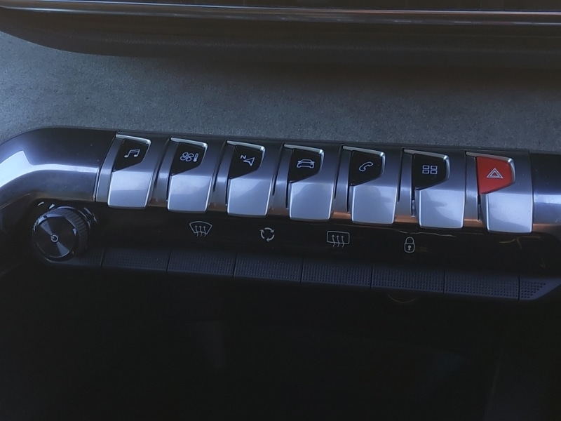 Used Peugeot 3008 2024 for sale - 76348513: Photo 11