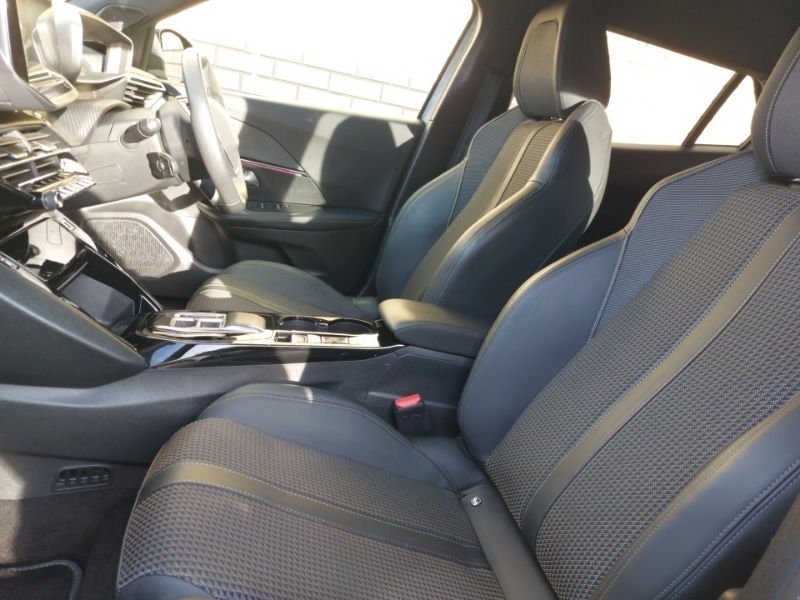 Used Peugeot 2008 2022 for sale - 76656748: Photo 5