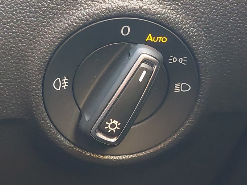 Used Volkswagen T-Roc 2024 for sale - 77938876: Photo 13