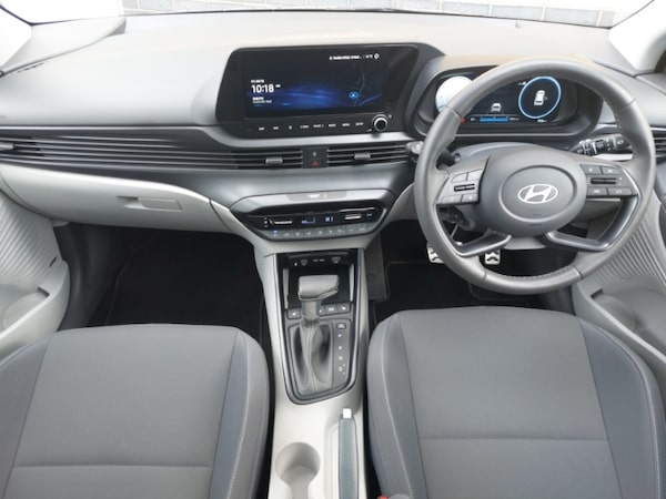 Used Hyundai BAYON 2024 for sale - 76180552: Photo 2