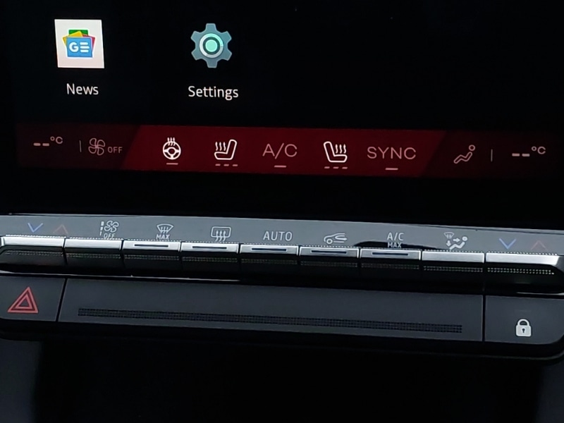 Used Renault Megane E Tech 2024 for sale - 76471720: Photo 15