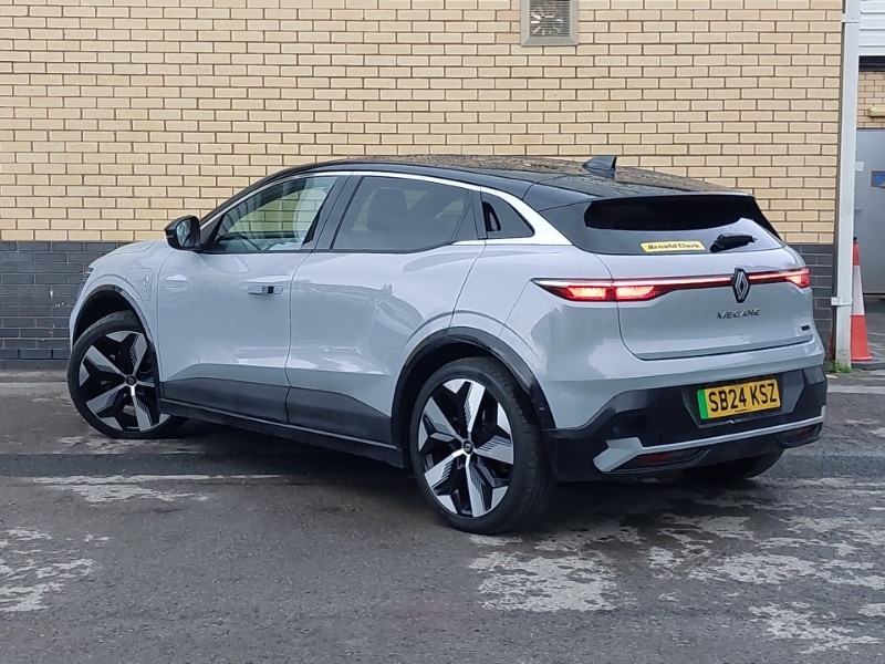 Used Renault Megane E Tech 2024 for sale - 76471720: Photo 3
