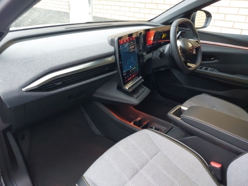 Used Renault Megane E Tech 2024 for sale - 76471720: Photo 5