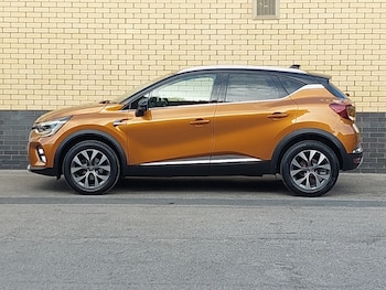 Used Renault Captur 2021 for sale - 75910096: Photo
